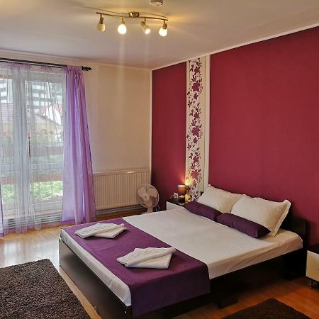 Casa Mais Brasov Bagian luar foto