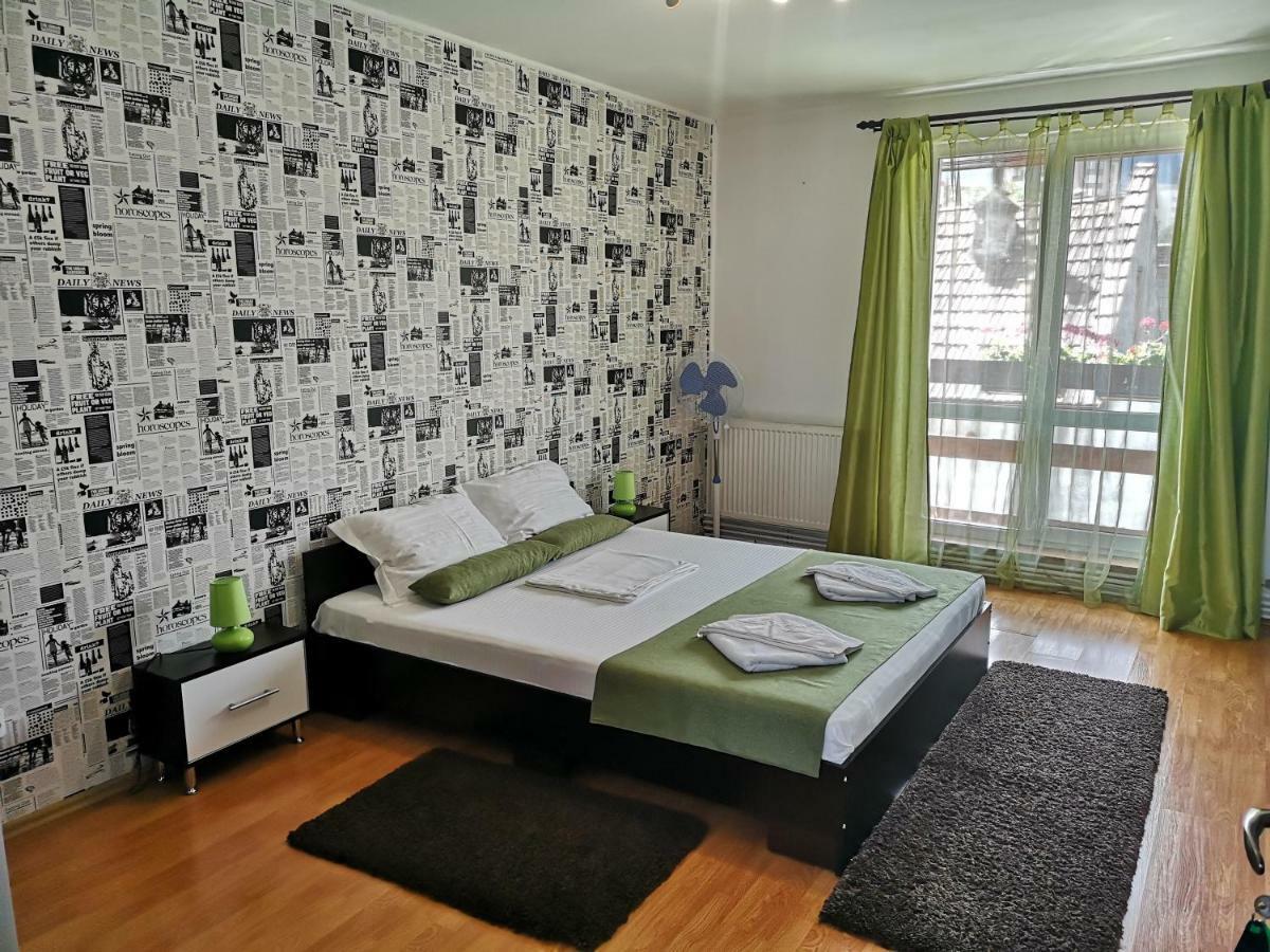 Casa Mais Brasov Bagian luar foto